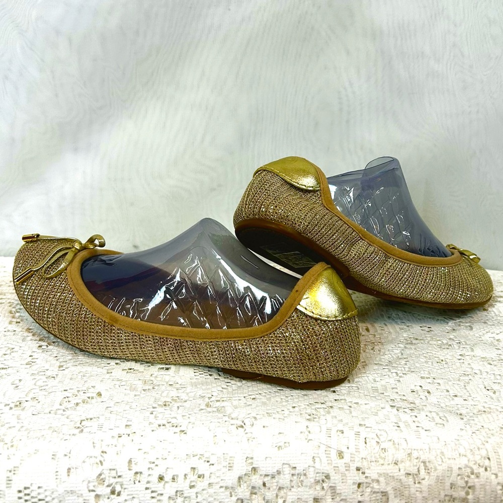 NWT Michael Kors Gold Ballet Flats Womens Shoes / size 5.5